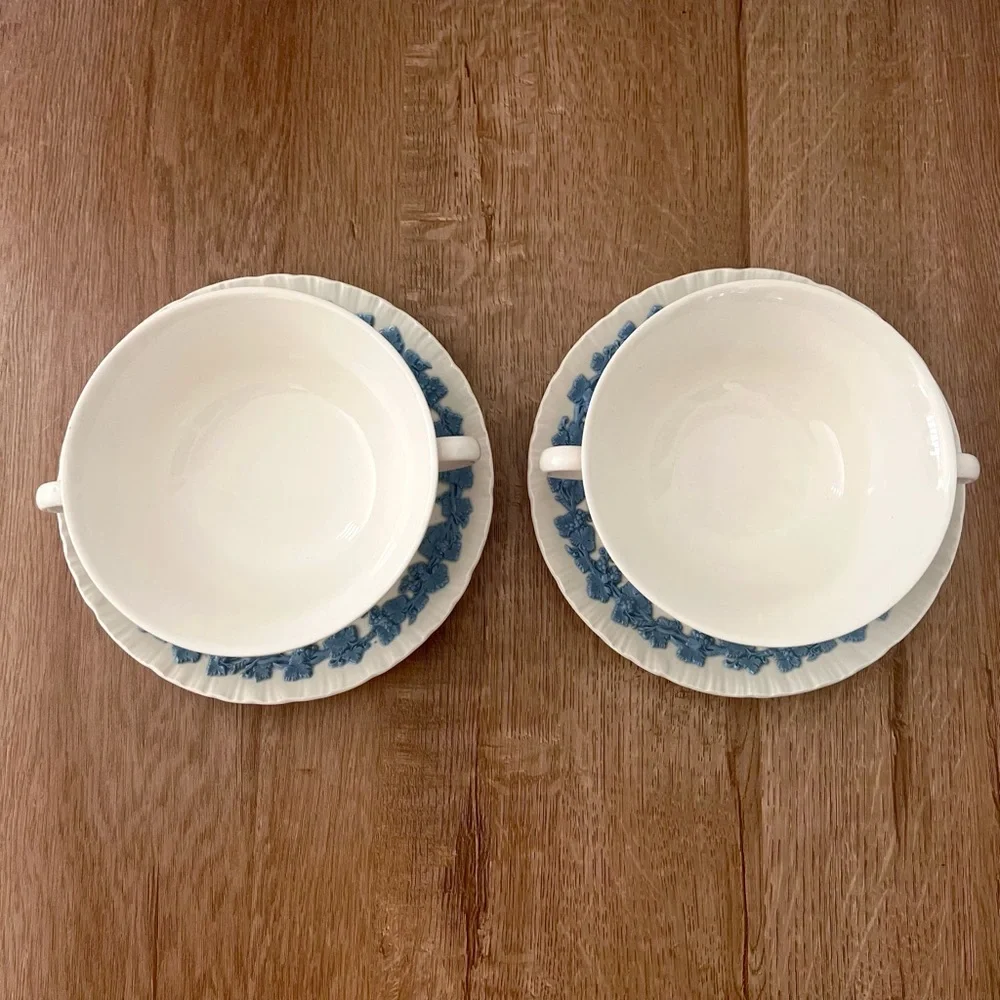 2 Set Wedgwood‎ 3D Lavender Blue Grape On Cream Queensware Soup Bowls & Saucers